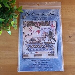 MAGGIE WALKER DESIGN My Cat's Garden #8 British Tabby Quilt Block Paper Pattern